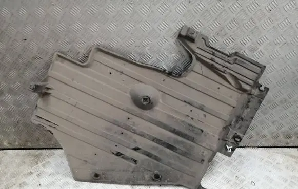 Ford Focus Other under body part JX6B9D183BB R4Z0A
