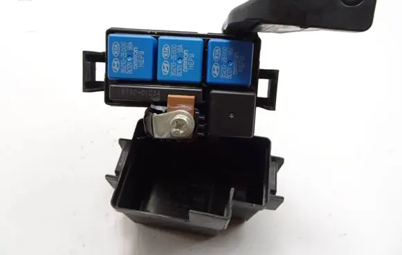 Hyundai ix20 Fuse module 18790-01034 952102E000