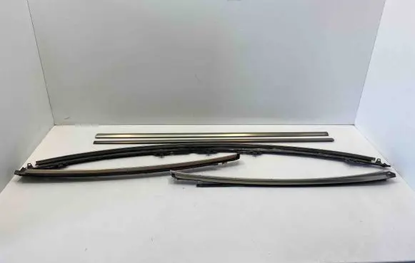 Mercedes-Benz SL R129 Door glass trim 1296900180 1296900280