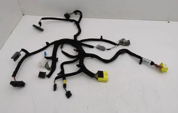 Jeep Cherokee Seat wiring loom P68239622AB