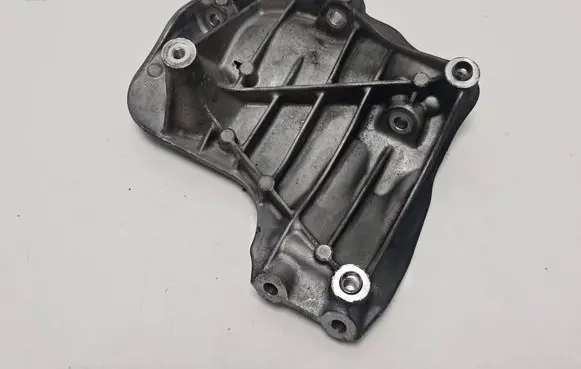 BMW 3 E92 E93 A/C compressor mount bracket 7556836