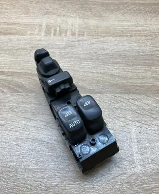 Volvo S40, V40 Electric window control switch 30889749