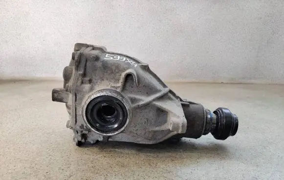 BMW X4 G02 Rear differential 7618727