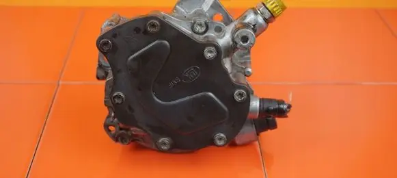 Volkswagen Touareg I Vacuum pump 070145209H BAC