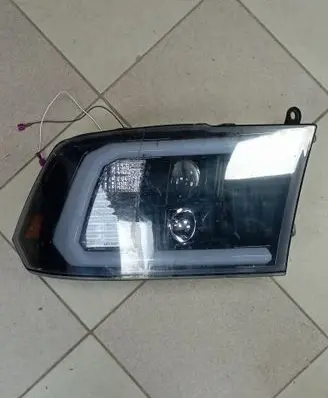 Dodge VAN RAM Headlight/headlamp 68093217AB 68093217AC 68093217AD