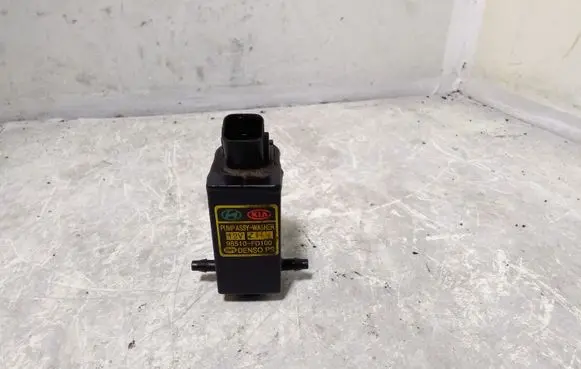 KIA Sorento Windscreen/windshield washer pump 98510FD100