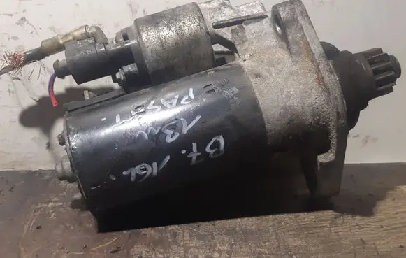 Volkswagen PASSAT B7 Starter motor 02Z911024H