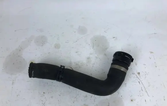 Audi Q7 4L Engine coolant pipe/hose 7L8122101 PXO115930