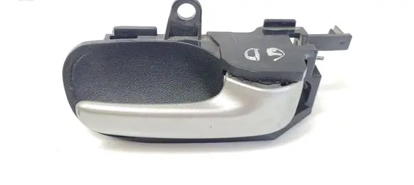 Toyota Yaris Front door interior handle
