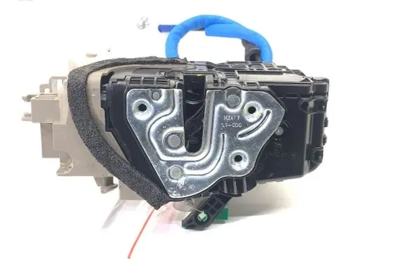 KIA Ceed Front door lock 81310J7010