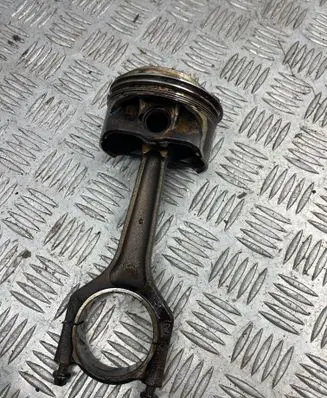 BMW 1 E81 E87 Piston with connecting rod 