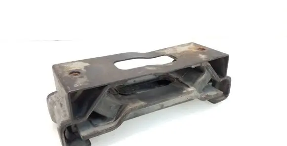 Suzuki Grand Vitara II Gearbox mount