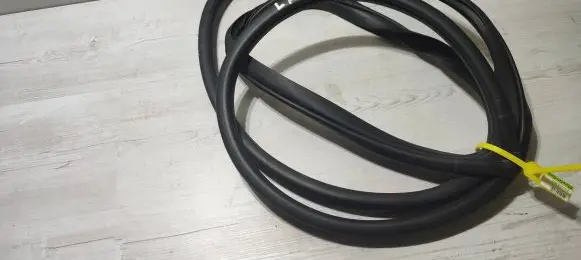 KIA Rio Front door rubber seal LPR10