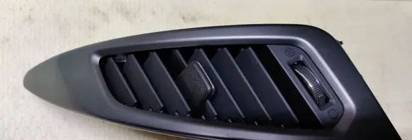 SsangYong Korando Dash center air vent grill 6962M34400