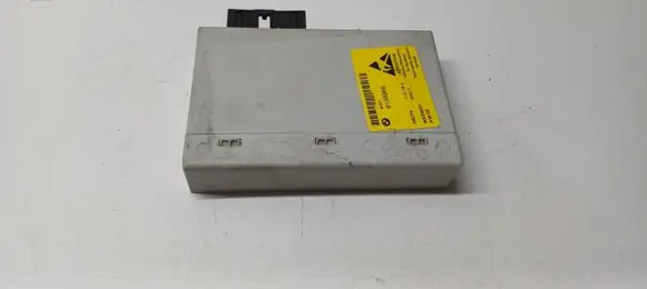 BMW 5 E60 E61 Central console control unit 9138969