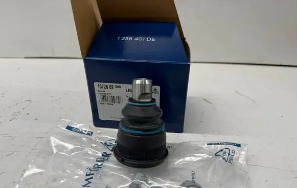 Mercedes-Benz E W124 Front ball joint A1243330127 1243330127 A1243330327