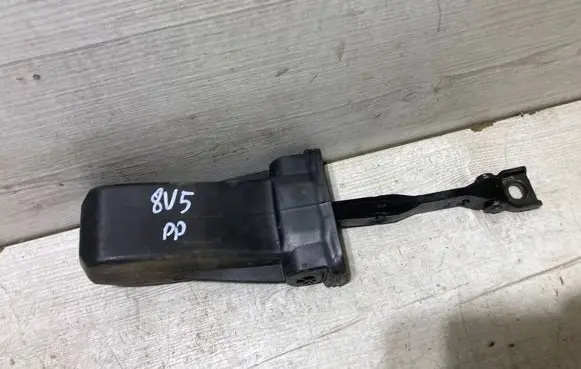 Audi A3 S3 8V Front door check strap stopper 8V5837249