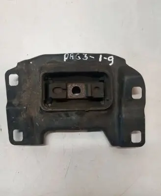 Volvo V50 Engine mount bracket 322A40J