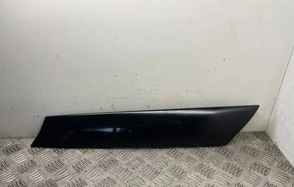 Mini One - Cooper Coupe R56 Front door glass trim molding 7146098