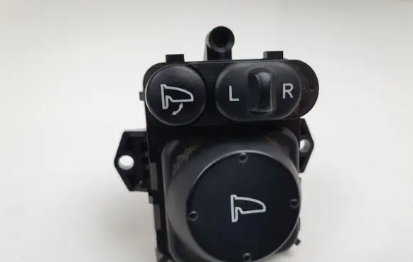 Honda Civic Wing mirror switch NH167L3396T SMGE110
