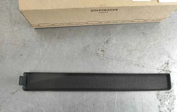 Audi A5 Glove box pad 8W0863301D