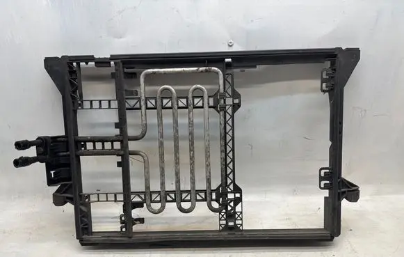 BMW 5 E39 Radiator mount bracket PA66GF30