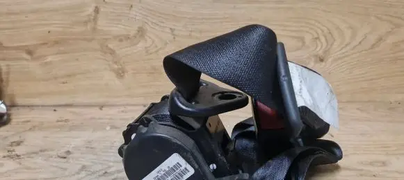 Jeep Patriot Rear seatbelt 615302164A