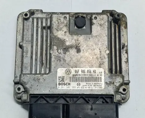 Volkswagen Eos Engine control unit/module 06F906056HD 0261S02389 MED9510