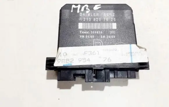 Mercedes-Benz E W210 Door control unit/module 2108207626
