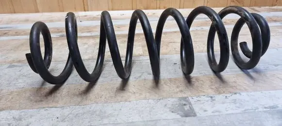 Skoda Octavia Mk2 (1Z) Rear coil spring