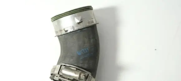 Audi Q7 4L Intercooler hose/pipe 7L6145943B