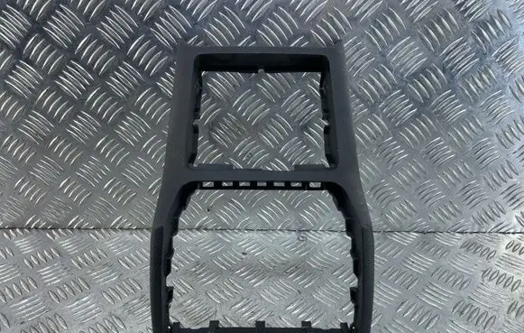 Other center console (tunnel) element