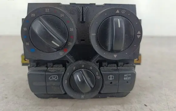 Mercedes-Benz Vito Viano W639 Climate control/heater control trim 