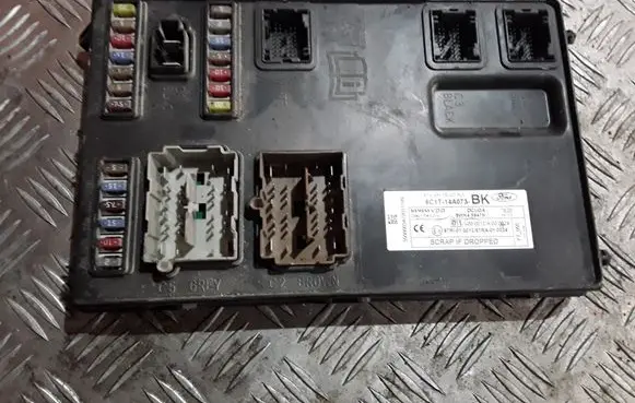 Ford Transit Comfort/convenience module 8C1T14A073