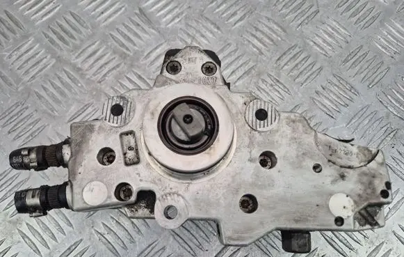 Mercedes-Benz C W203 Fuel injection high pressure pump A6460700101 0445010078