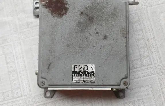 Mazda 626 Engine control unit/module 079700-2082