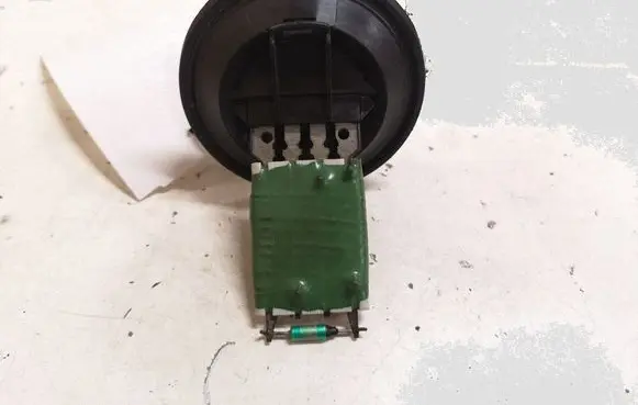 Skoda Roomster (5J) Heater blower motor/fan resistor 12375