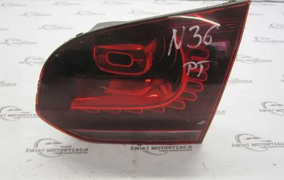 Volkswagen Golf VI Rear/tail lights 181062-02