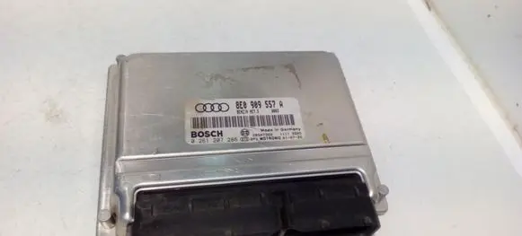 Audi A4 S4 B6 8E 8H Engine control unit/module 8E0909557A 0261207286