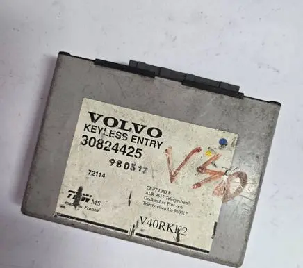 Volvo S40, V40 Other control units/modules 30824425 72114 980317