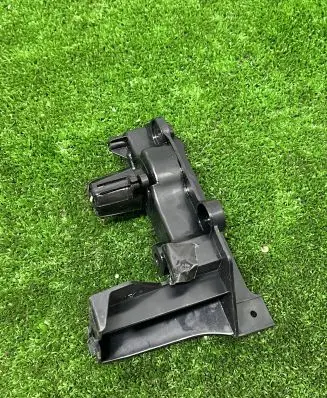 BMW X5 G05 Engine bonnet (hood) release handle 7434346