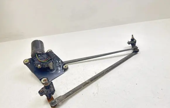 Volvo S40, V40 Front wiper linkage and motor 0390241170 5580310082