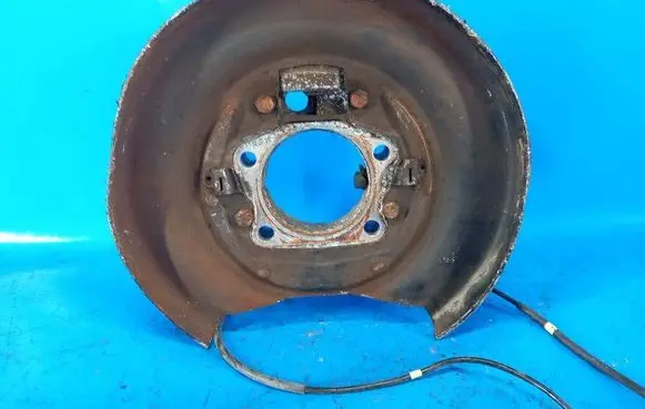 Volvo XC70 Rear wheel hub spindle/knuckle 9200624