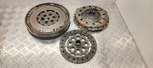 BMW X3 E83 Clutch set kit 415040610 323064210
