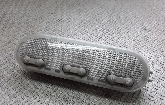 Renault Megane II Front seat light