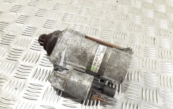 Skoda Roomster (5J) Starter motor 02Z911023H