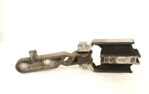 Volvo XC60 Engine mount bracket 31359890
