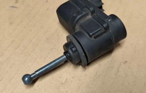 Chrysler Sebring (ST-22 - JR) Headlight level adjustment motor 