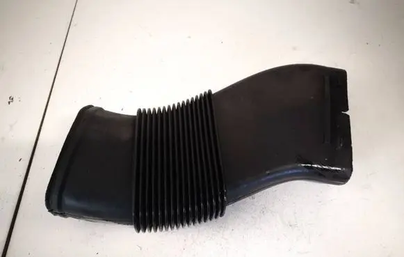 Mercedes-Benz E W211 Air intake hose/pipe a6120940287 988026105
