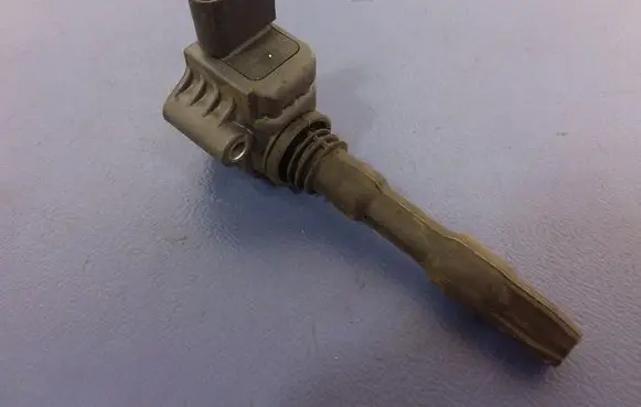 Audi A8 S8 D4 4H High voltage ignition coil 079905110D